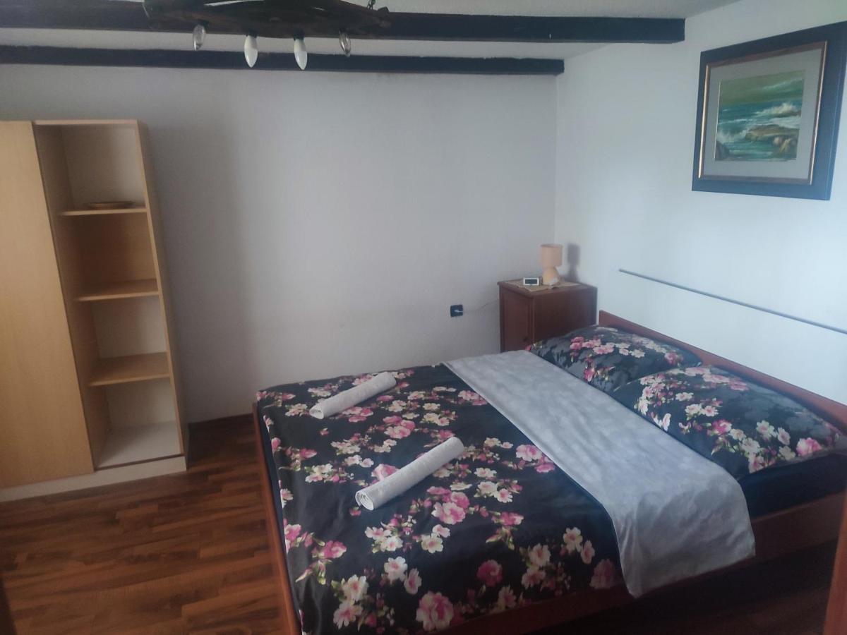 Holiday Home Lucija "" Private House With Pool "" Jablanac Zewnętrze zdjęcie